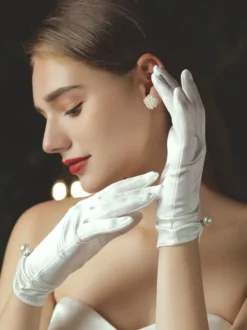 Gants de mariée en satin décoré de perle Gants de mariage blanche