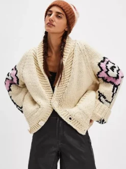 Gilet cardigan en maille jacquard à fleurs col en V manches longues oversize poches pull ample en grosse maille pour femme