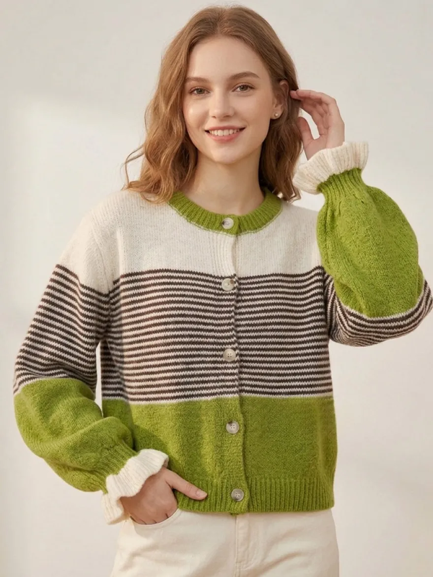 Gilet cardigan rayé color block à col rond et poignets volantés manches lanternes