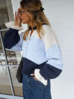 Gilet cardigan rayé color block à col rond et poignets volantés manches lanternes