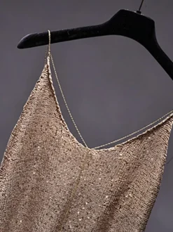 Hauts de soirée tendance à col en V en résille sans manches