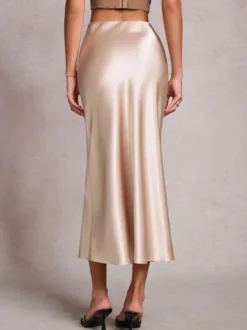 Jupe longue d'été élégante en satin blanc écru taille naturelle pour femme