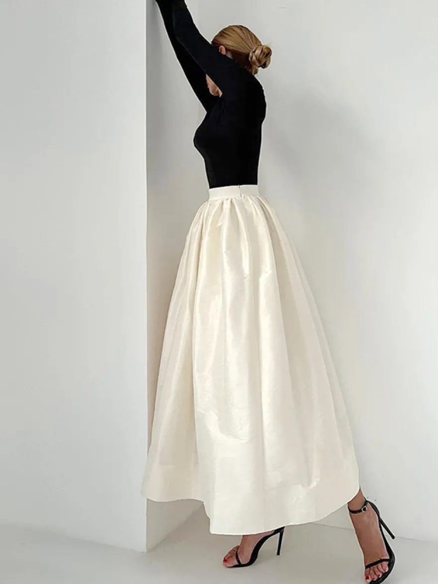 Jupe longue satinée taille haute pour femme - Élégante jupe plissée ample - Collection Royal Core - Idéale pour les mariages et les soirées (collection 2026)