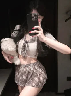 Lingerie de cosplay d'écolière haut court marin à carreaux marron tenue de jeu de rôle d'étudiante avec chaussettes hautes