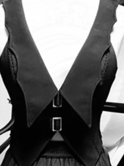 Lolita Top Gilet Costumes Steampunk Noir Sans Manches À Lacets Détails En Métal