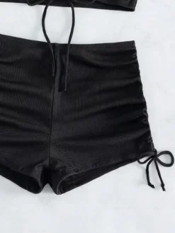 Maillot de bain bikini marron à lacets pour femme idéal pour l'été à la plage.