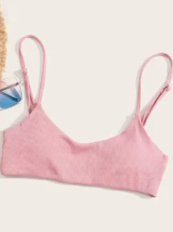Maillot de bain bikini rose à lacets pour femme idéal pour l'été à la plage.
