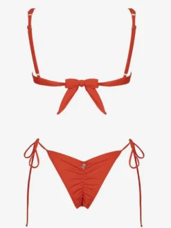 Maillot de bain bikini sexy rouge avec décoration en métal pour la plage d'été 2026
