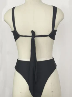 Maillot de bain une pièce dos nu sexy à découpes pour la plage d'été 2026
