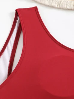 Maillot de bain une pièce monokini à découpe asymétrique pour l'été 2026