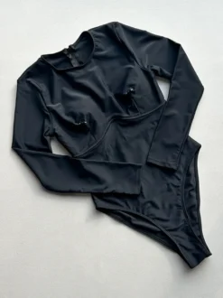 Maillots de bain une pièce pour femmes détails métalliques blancs col bijou maillots de bain d'été pour la plage