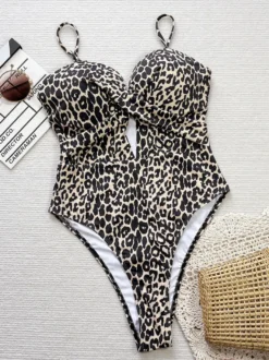 Maillots de bain une pièce pour femmes jaunes à bretelles découpées et décolleté croisé parfaits pour la plage et l'été
