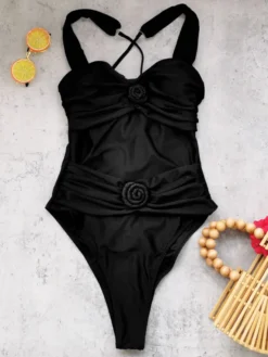 Maillots de bain une pièce pour femmes à fleurs blanches bretelles croisées sur le devant maillots de bain d'été pour la plage