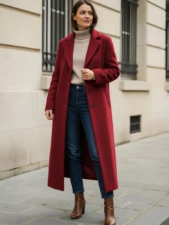 Manteau long droit en laine à simple boutonnage et revers cranté classique collection femme 2026