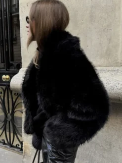 Manteaux en fausse fourrure Noir Taille relevée Manches longues Veste en fausse fourrure Manteau d'hiver