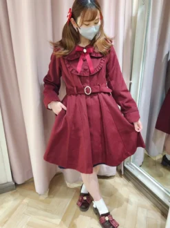 Manteaux gothiques Lolita Manteau noir Volants Nœuds Pardessus Polyester Automne Lolita Vêtements d'extérieur