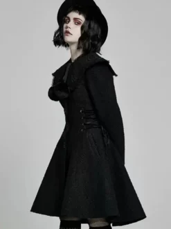 Manteaux gothiques Lolita à pompons noirs en polyester Manteau d'hiver Lolita Outwears
