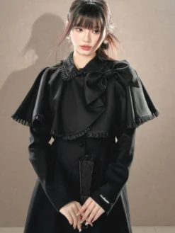 Manteaux Lolita de style ROCOCO ensemble noir nœuds franges cape pardessus polyester vêtements d'extérieur Lolita d'automne
