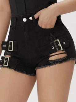 mini-short en jean noir taille haute avec double boucle métallique et ourlet brut