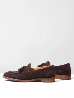 Mocassins bateau en daim pour hommes bout rond chaussures décontractées à enfiler avec pompons