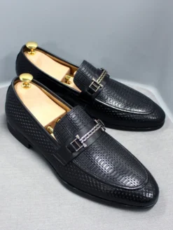Mocassins à bout pointu pour homme chaussures tendance en métal motif serpent chaussures de mariage en cuir