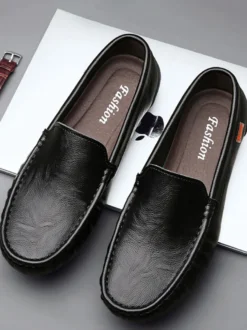 Mocassins à enfiler pour hommes chaussures de pont en similicuir à bout rond légères antidérapantes et flexibles