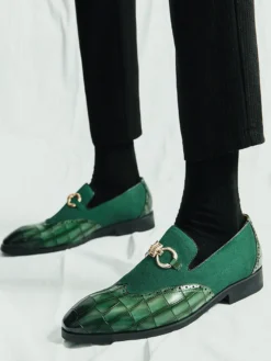 Mocassins à mors pour homme chaussures à enfiler en cuir suédé à motif pierre et bout pointu