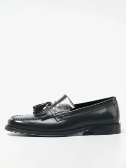 Mocassins noirs à bout rond pour hommes à enfiler avec pompons