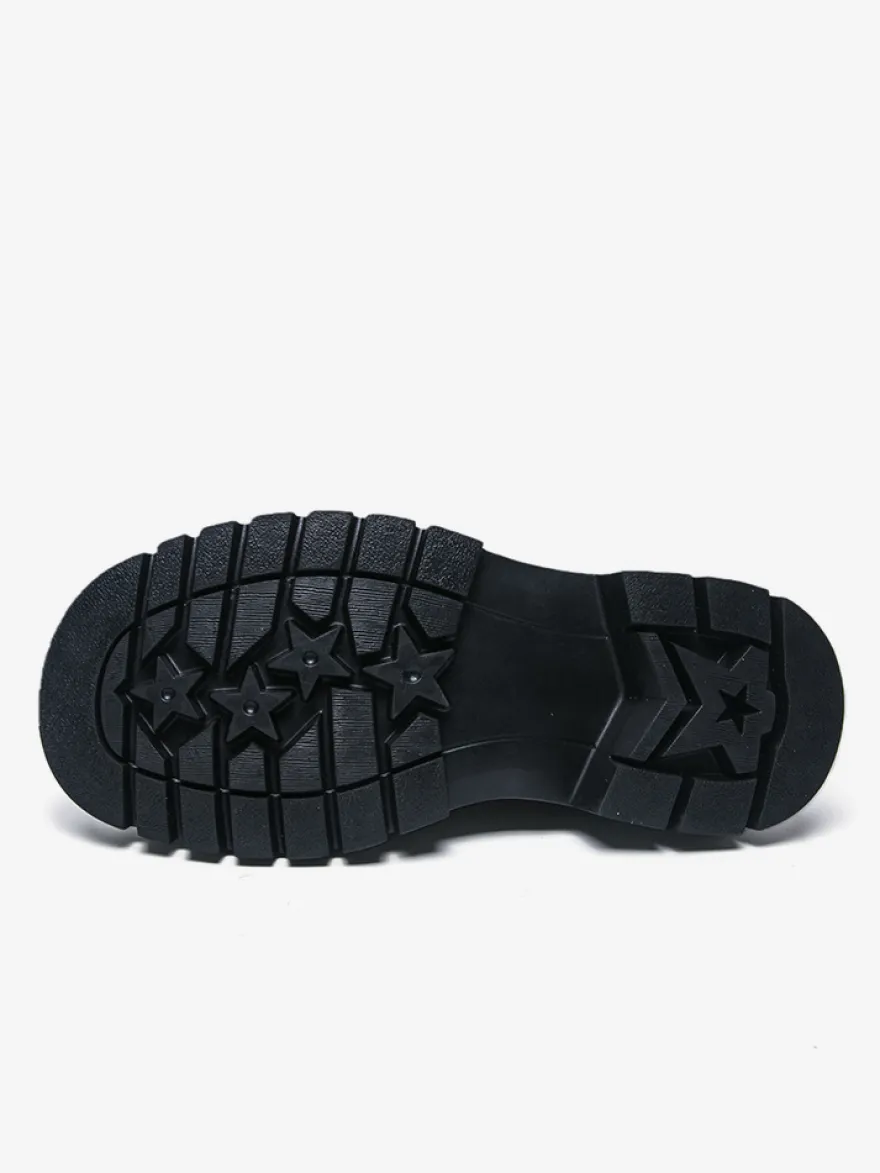 Mocassins noirs pour hommes bout rond détails métalliques chaussures à enfiler