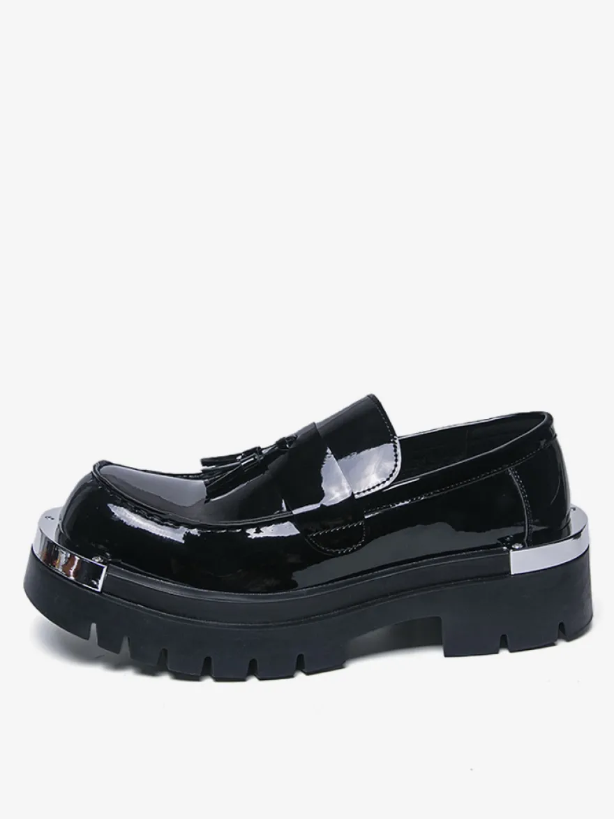 Mocassins noirs pour hommes bout rond détails métalliques chaussures à enfiler
