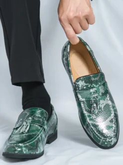 Mocassins à pampilles pour hommes à enfiler en cuir synthétique imprimé poisson bout rond pour bal de promo mariage