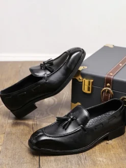 Mocassins à pampilles pour hommes chaussures basses à talons moyens et à enfiler