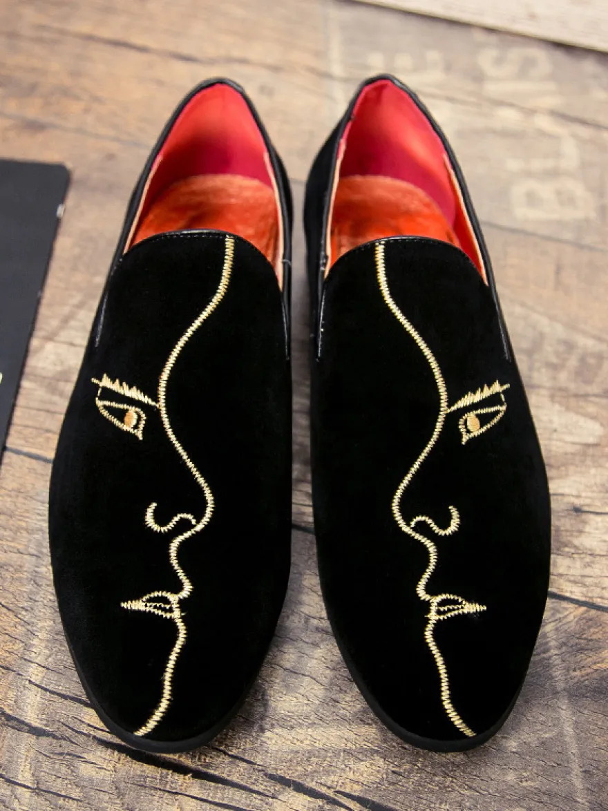 Mocassins pour hommes brodés en daim à bout pointu chaussures à enfiler à talons bas chaussures Penny