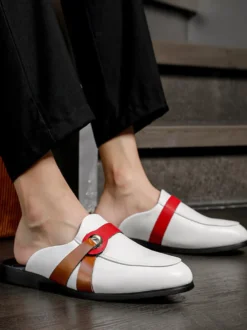 mules blanches à bout rond et boucle pantoufles sans talon