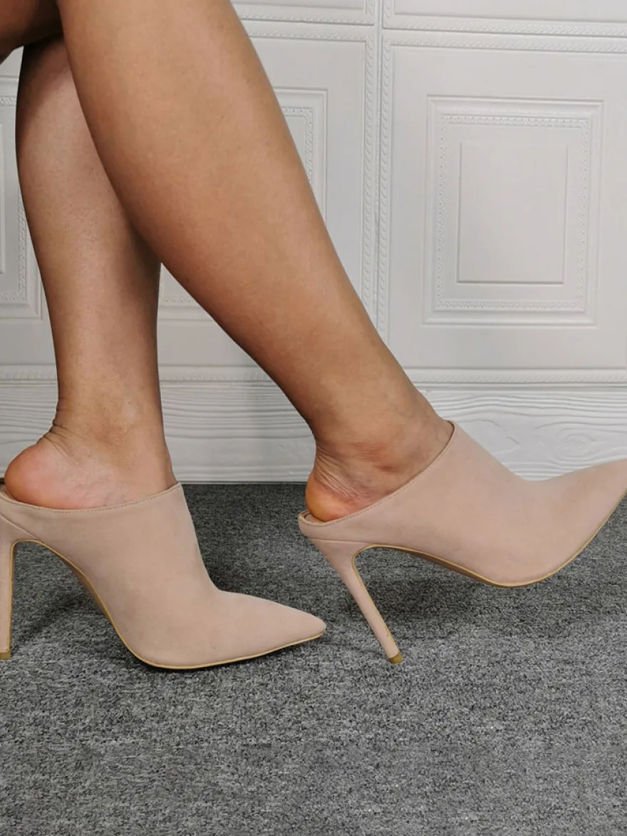 Mules à talons hauts en daim à bout pointu