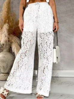 Pantalon blanc taille haute en dentelle florale à jambes larges