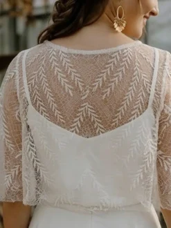 2 pièces combinaison mariage civil robe de mariée bohème en mousseline décolleté travaillé coupe trapèze longueur thé fermeture éclair manches courtes