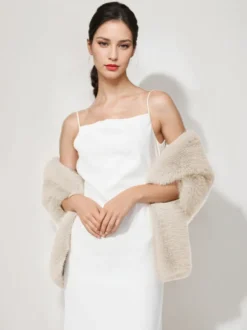 Poncho cape noir pour femme