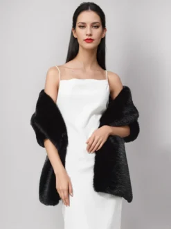 Poncho cape noir pour femme