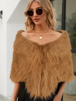 Poncho Femme Col Bateau Cape Fausse Fourrure Kaki