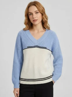 Pull en maille color block à col V ourlet rayé fentes latérales manches longues