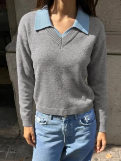 Pull-over à col contrasté effet deux pièces col en V en maille.