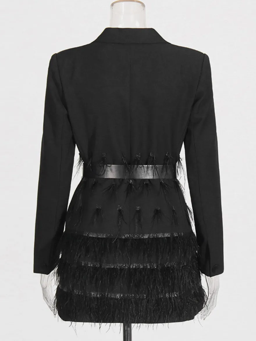 Robe blazer en satin à revers orné de plumes et de pompons ceinture à la taille et franges superposées mini-robe de soirée