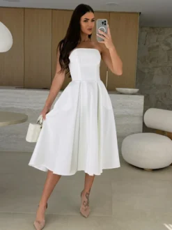 Robe bustier élégante taille haute coupe trapèze pour femme 2026