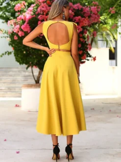 Robe cocktail élégante deux pièces longueur thé col rond plissée