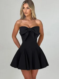 Robe Coquette à nœud pour femme - Robe mini bustier en forme de cœur - Idéale pour une fête d'anniversaire d'été 2026