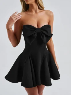 Robe Coquette à nœud pour femme - Robe mini bustier en forme de cœur - Idéale pour une fête d'anniversaire d'été 2026