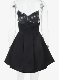 Robe corset en satin pour femme - Robe noire gothique bustier cœur sans manches à baleines - Idéale pour une fête d'anniversaire d'été 2026