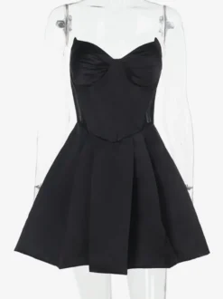 Robe corset en satin pour femme - Robe noire gothique bustier cœur sans manches à baleines - Idéale pour une fête d'anniversaire d'été 2026