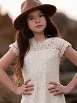 Robe cortège enfant bohème robe fille asymétrique zip sur dos